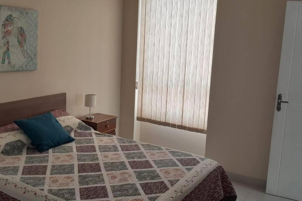 Departamento Grande A 2 Cuadras Plaza Principal A Lado De Viva Apartman Tarija Kültér fotó